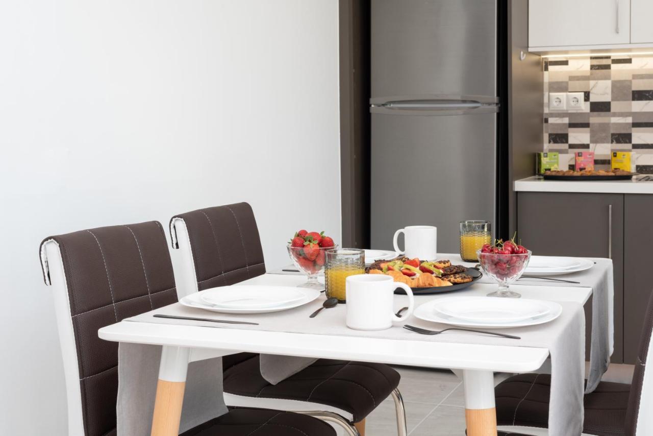 Elisavet Apartment Iraklion Buitenkant foto